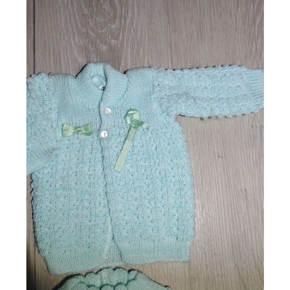 Baby Crochet 0-3months Outfit & 2 Sets Crochet Mittens-Bundle - Picture 4 of 8